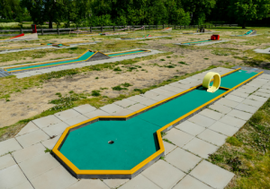 Read more about the article Funny Mini Golf Rules You Didn’t Know