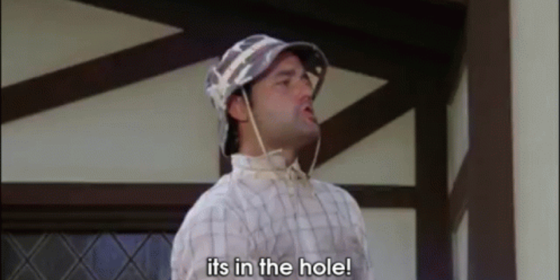 geriausi visų laikų golfo filmai-Caddyshack-It-is-in-the-hole