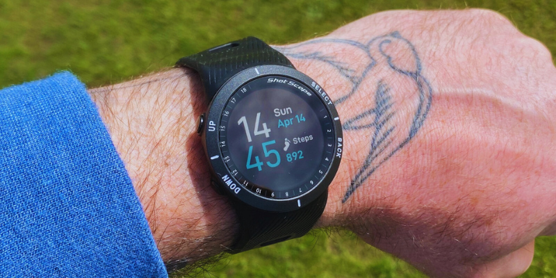 The-Shot-Scope-V5-Golf-GPS-Watch